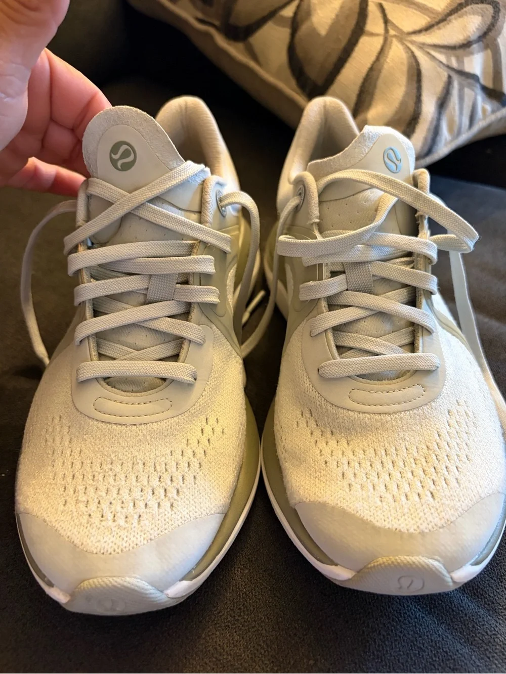 Lululemon Chargefeel Low Women's athletic Shoes size 7 in Light Sage,Green Fern